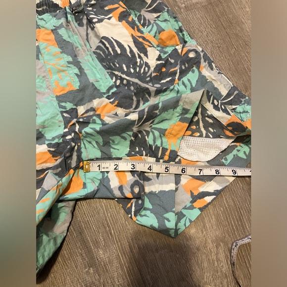 Columbia PFG Super Backcast Swim Trunks Mens Size S Beachy Resort Fishing - Picture 3 of 10